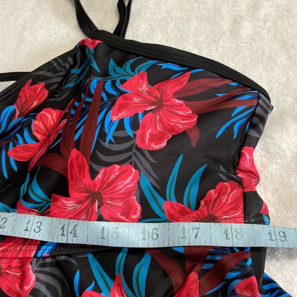🎉HP🎉NWT Rose Gal 2 Piece Red Floral Tankini and Swim Bottoms - Picture 7 of 13